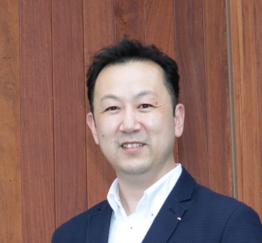 柴田 亮之介
